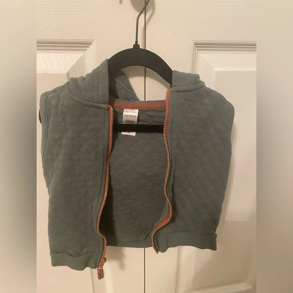 Fall Vest - Picture 2 of 4